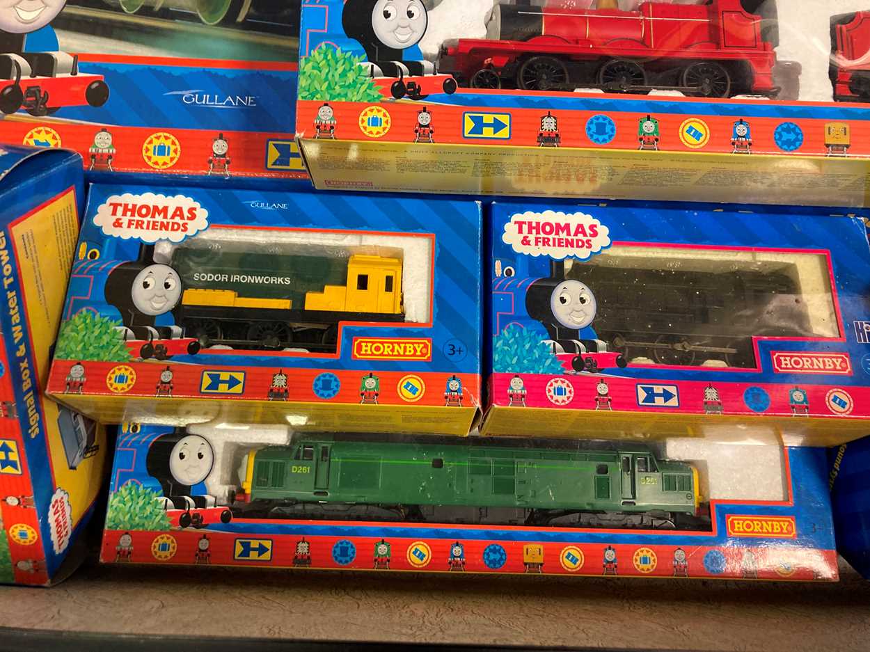 Various Hornby OO gauge Thomas & Friends items to include Thomas