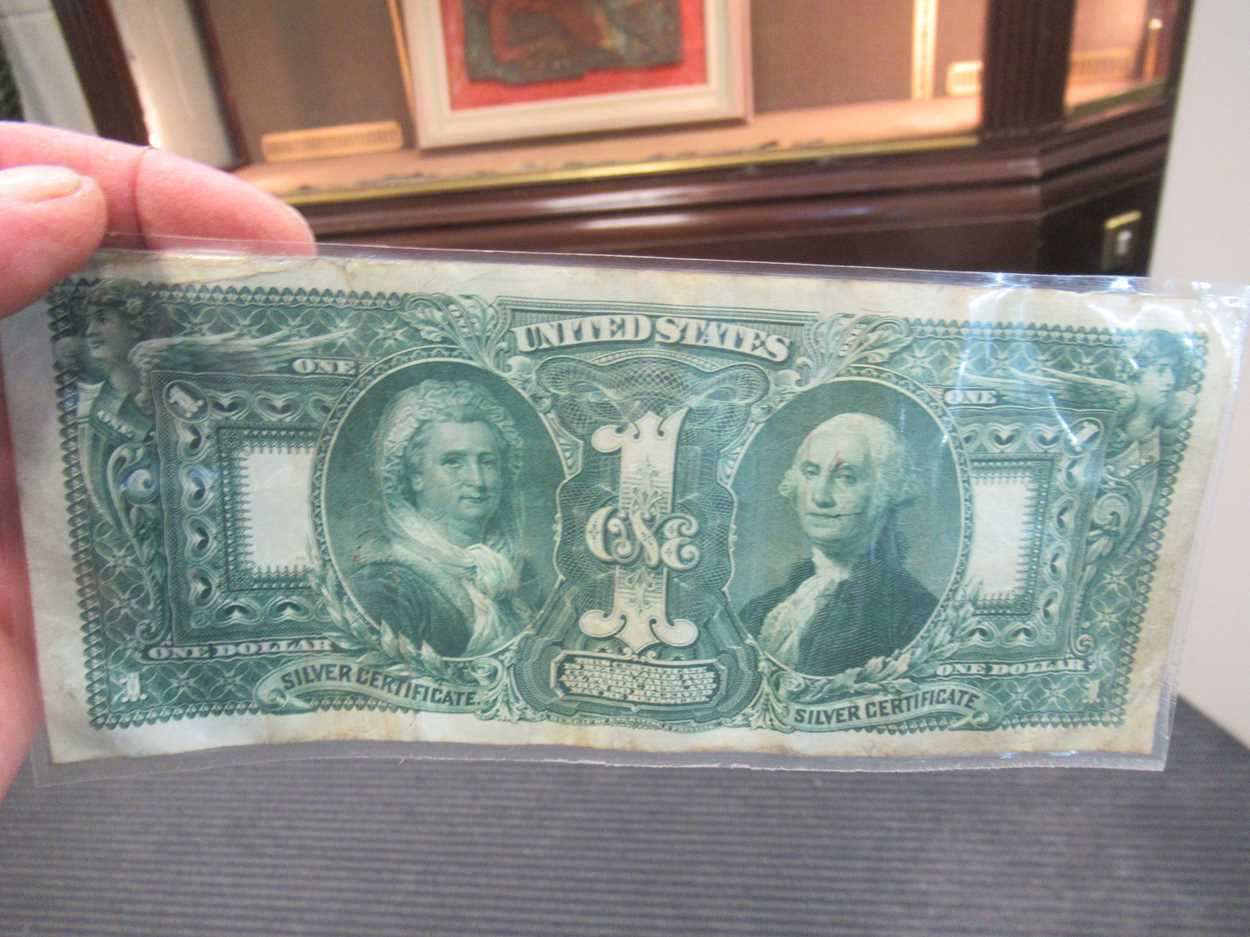 Four bank notes to include: The Confederate States of America ten dollar note hand numbered 925/ - Image 6 of 8