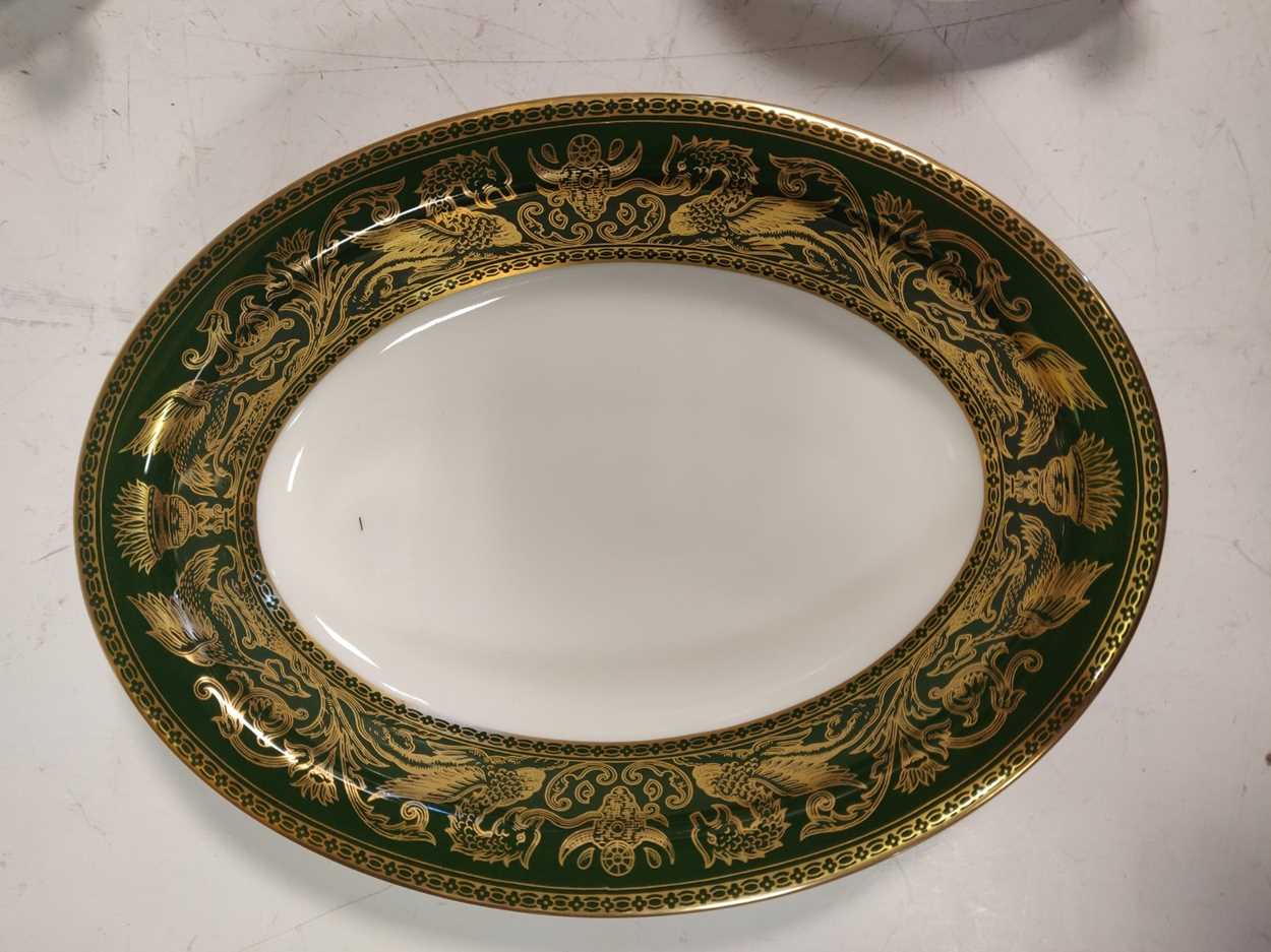 Wedgewood Florentine Bone China Dinner Service W4170, including twelve large plates and side plates, - Image 4 of 19