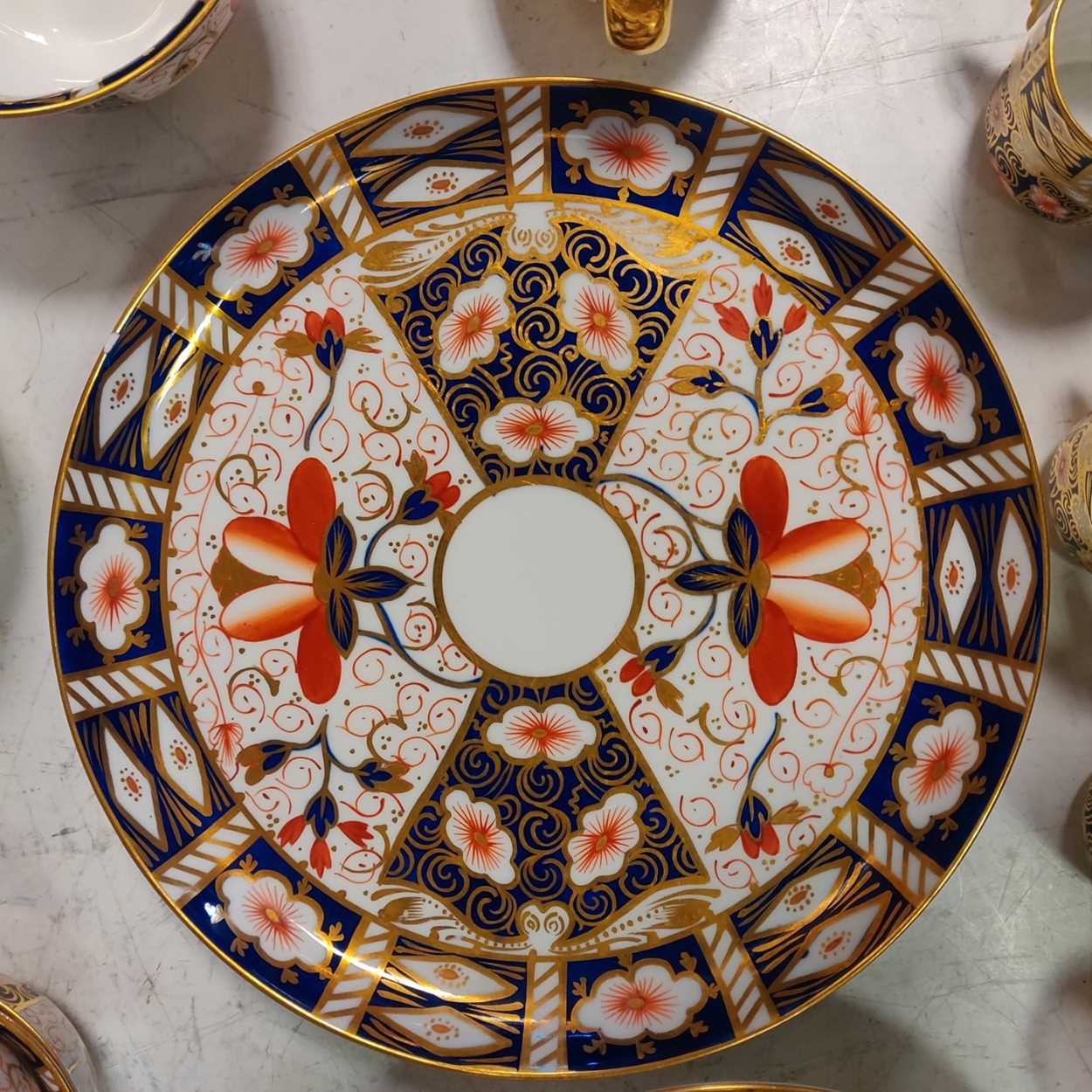 A Royal Crown Derby tea & coffee service, including twelve teacups, saucers, plates, four larger - Image 3 of 5