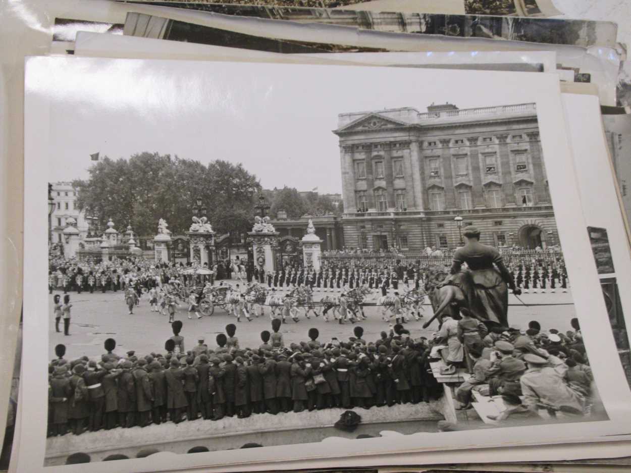 A collection of photographs relating to the coronation and the jubilee - Image 5 of 5