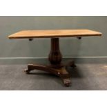 A William IV crossbanded mahogany tilt-top breakfast table, 74 x 113 x 125cm