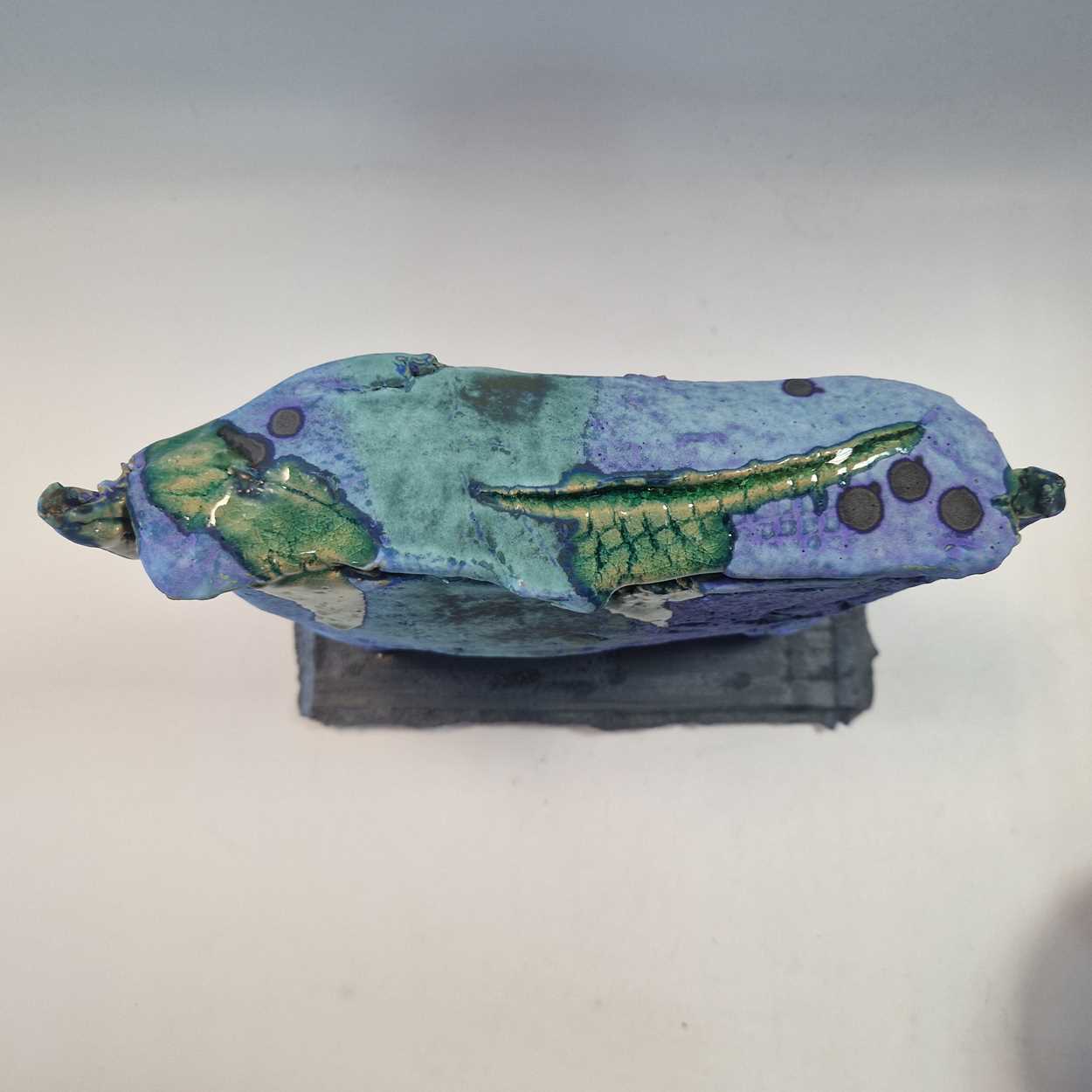 § Simon Shaw (1961-), a group of three stoneware items, - Image 3 of 11