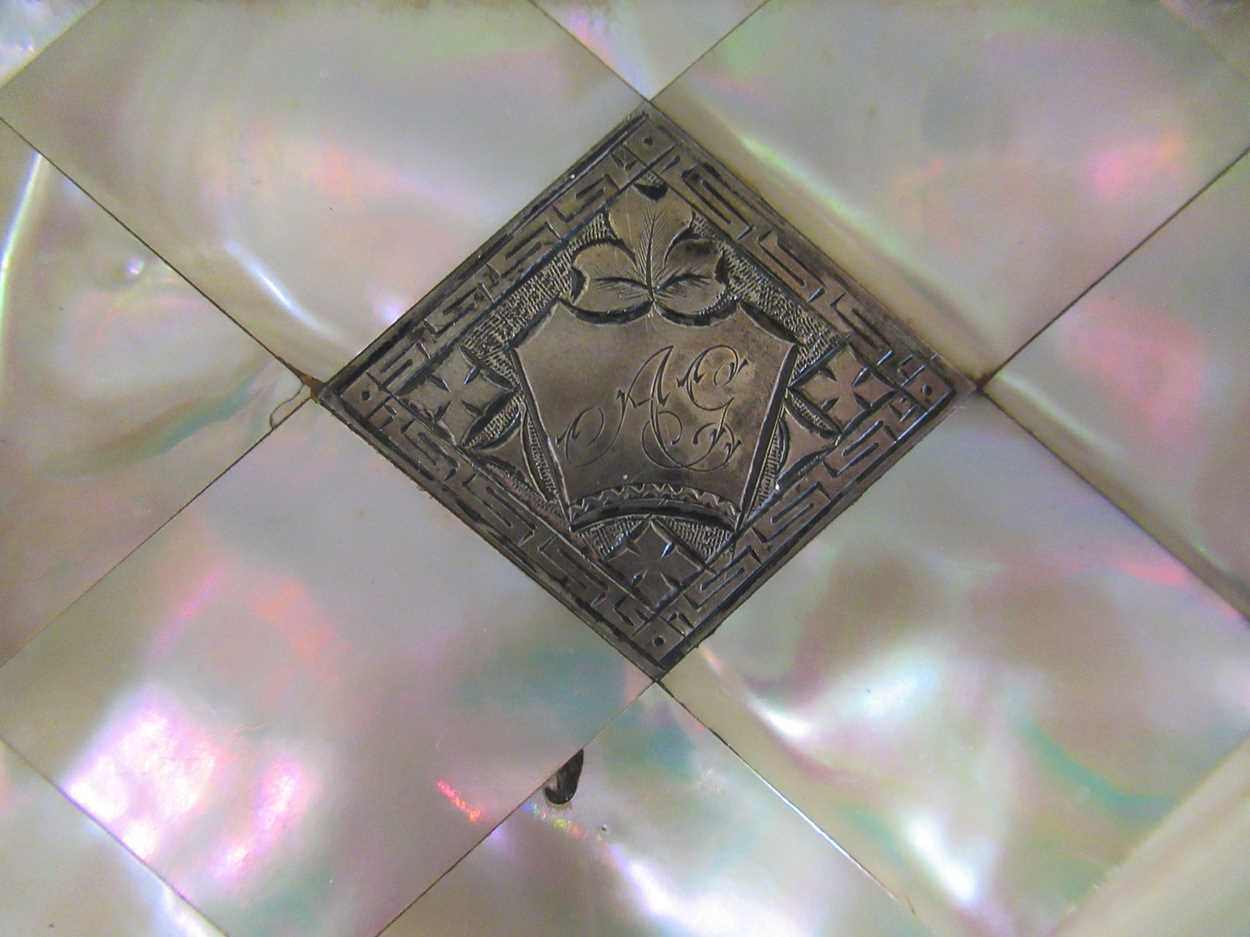 Four 19th century mother-of-pearl card cases - Image 3 of 3