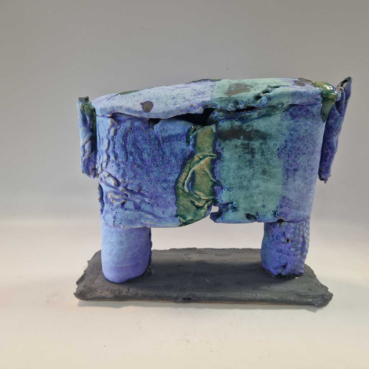 § Simon Shaw (1961-), a group of three stoneware items, - Image 10 of 11