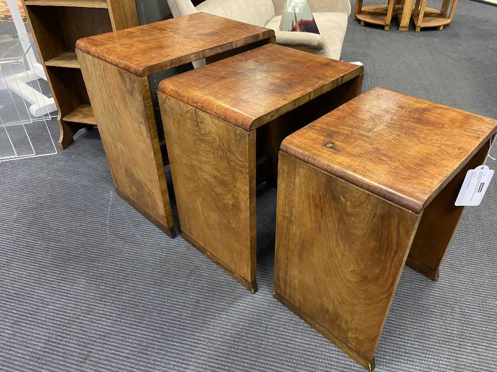 An Art Deco nest of three walnut side tables, - Image 3 of 10