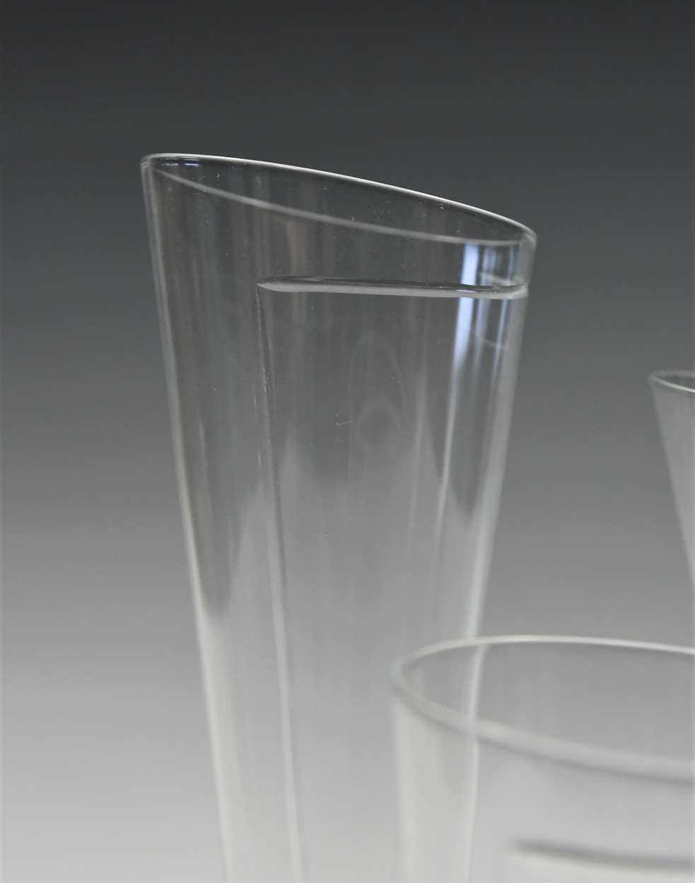 A set of 16 Carlo Moretti Cartoccio drinking glasses, - Image 4 of 7