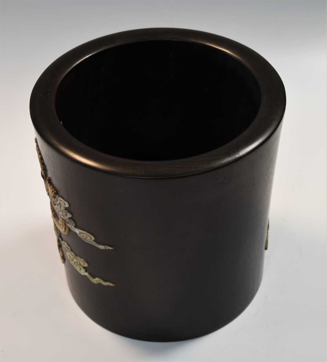 A Chinese zitan-type stone inlaid brush pot, in 17th century style, - Image 5 of 6