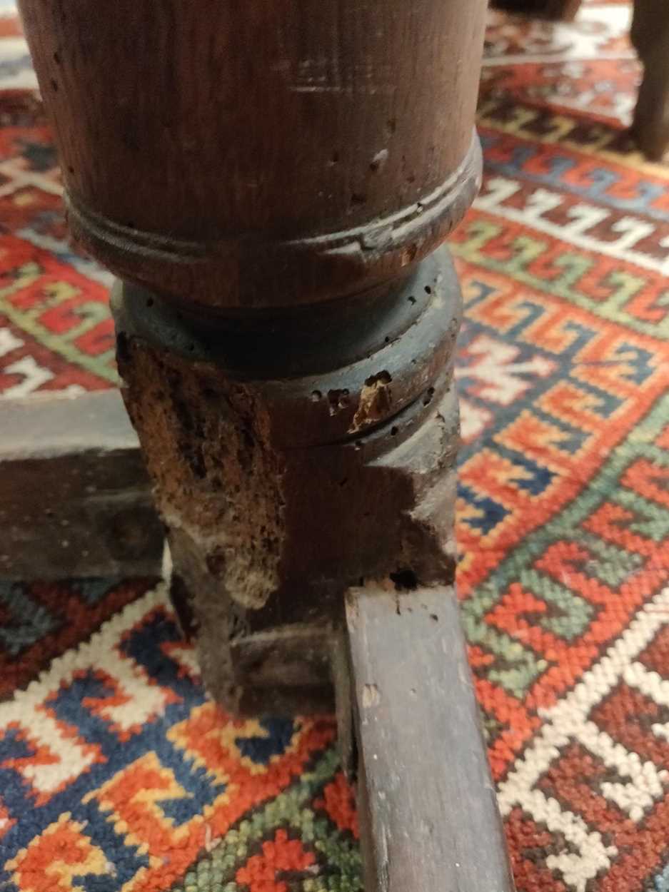 A small oak refectory table, 17th century, - Image 3 of 13
