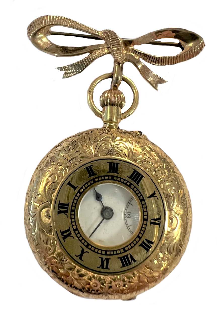 Unsigned - An 18ct gold half hunter pocket watch with a later 9ct gold bow brooch,