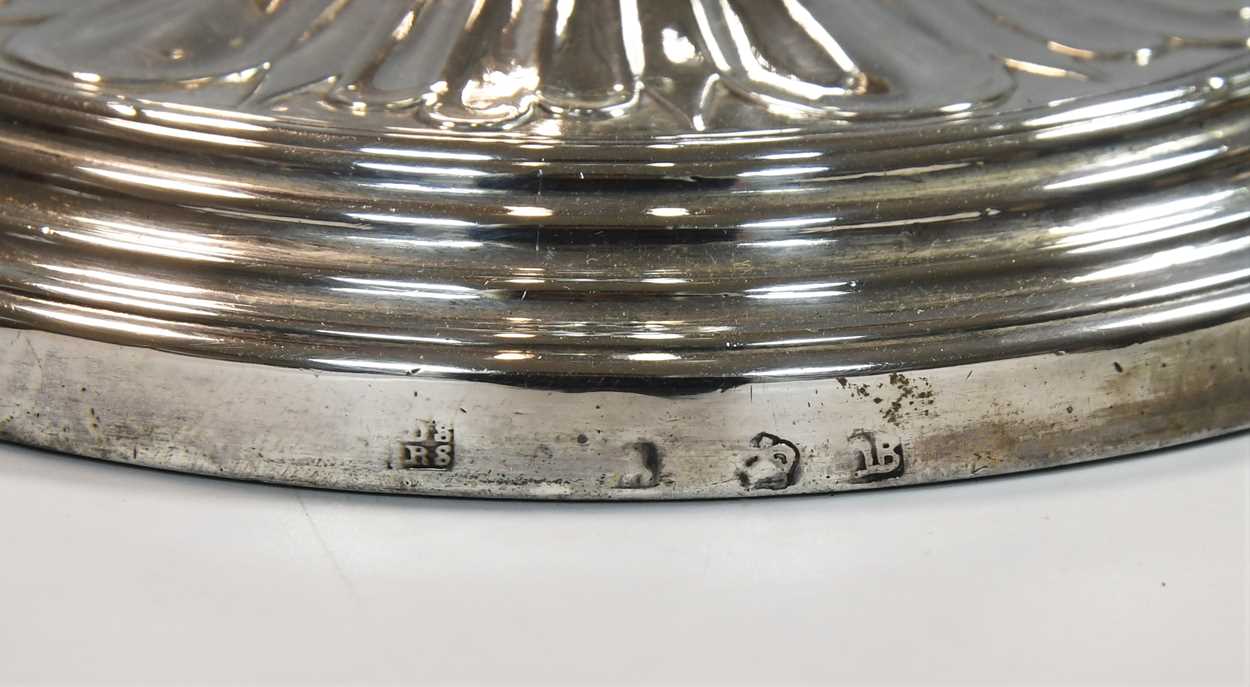 A pair of George III 18th century silver candlesticks, - Image 2 of 5