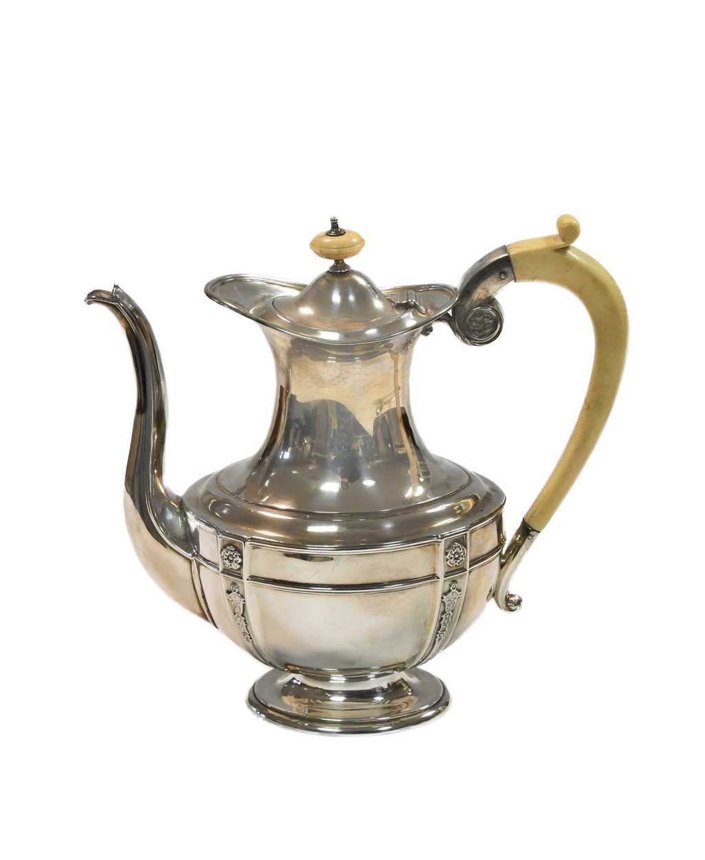 An Edward VII silver coffee pot,