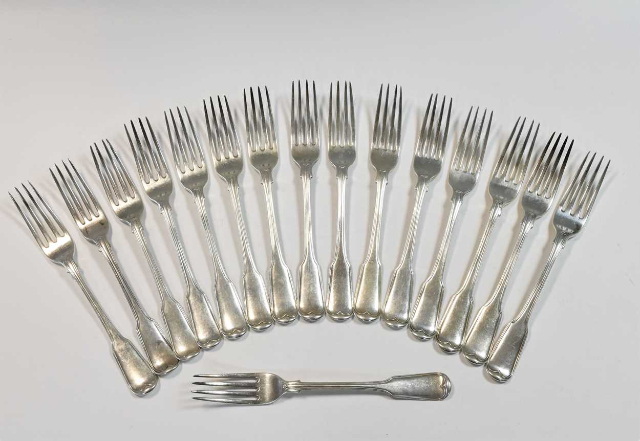 A set of sixteen George III 18th century silver table forks,