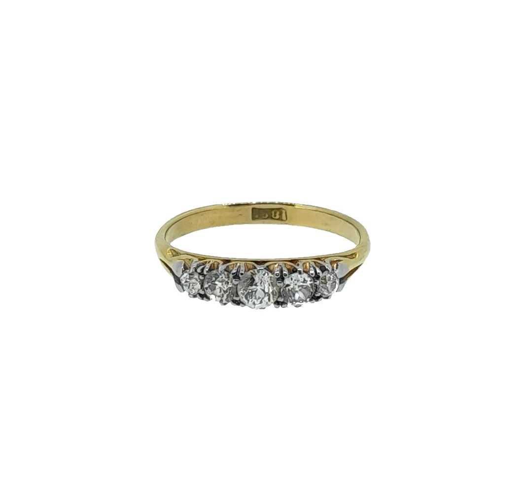 A five stone diamond ring, - Image 3 of 4