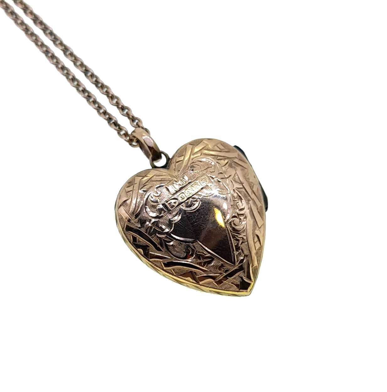 An Edwardian 9ct gold hinged heart locket and chain, - Image 2 of 3