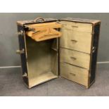 An early 20th century wardrobe travel trunk, 100 x 57 x 48cm (closed)
