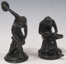 Two small Italian Grand Tour bronze statuettes of athletes after the antiquities, 14cm high and 10.