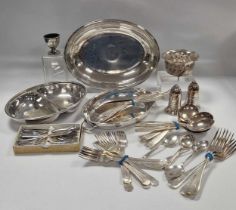 A silver bowl, 2.7ozt, together with a small collection of silverplated items including flatware,