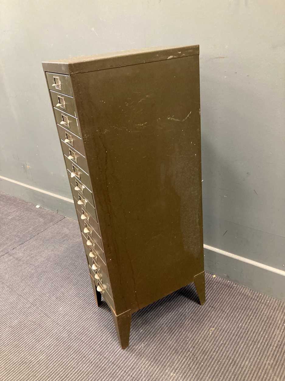 An industrial green painted office drawer unit, 99 x 27 x 39cm - Image 6 of 6