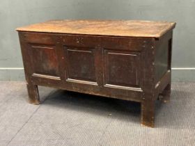 An early 18th century oak coffer chest