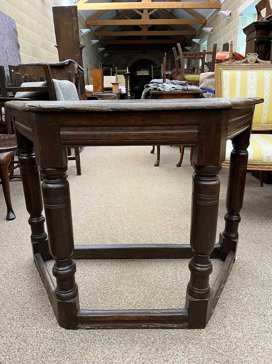 An oak credence table, 17th century, - Bild 10 aus 10