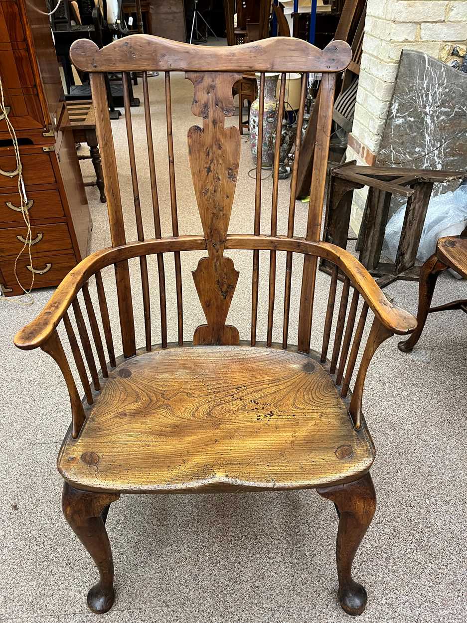 A Thames Valley, yew wood and elm comb-back arm chair, circa 1770, - Bild 9 aus 11