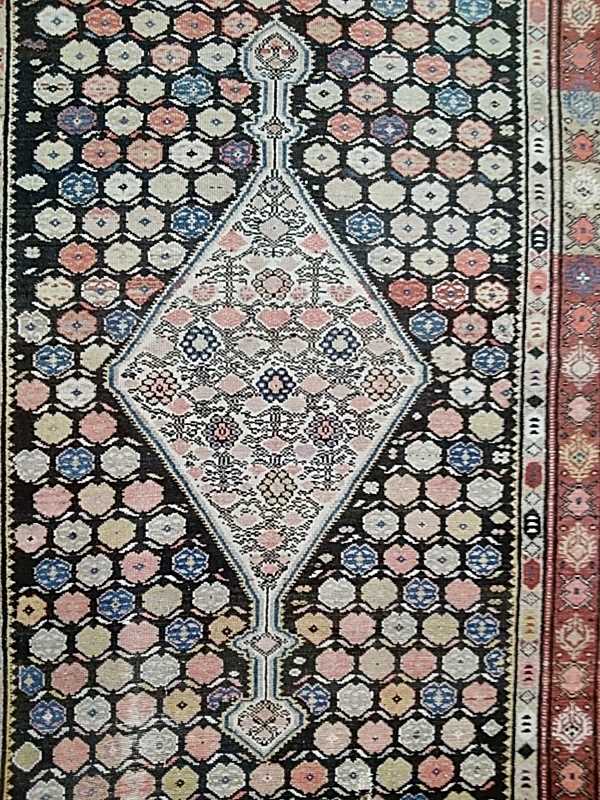 A Kurdish long rug, - Bild 4 aus 6