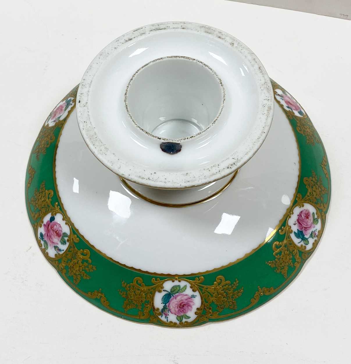 A Paris porcelain service, late 19th century, - Image 12 of 22