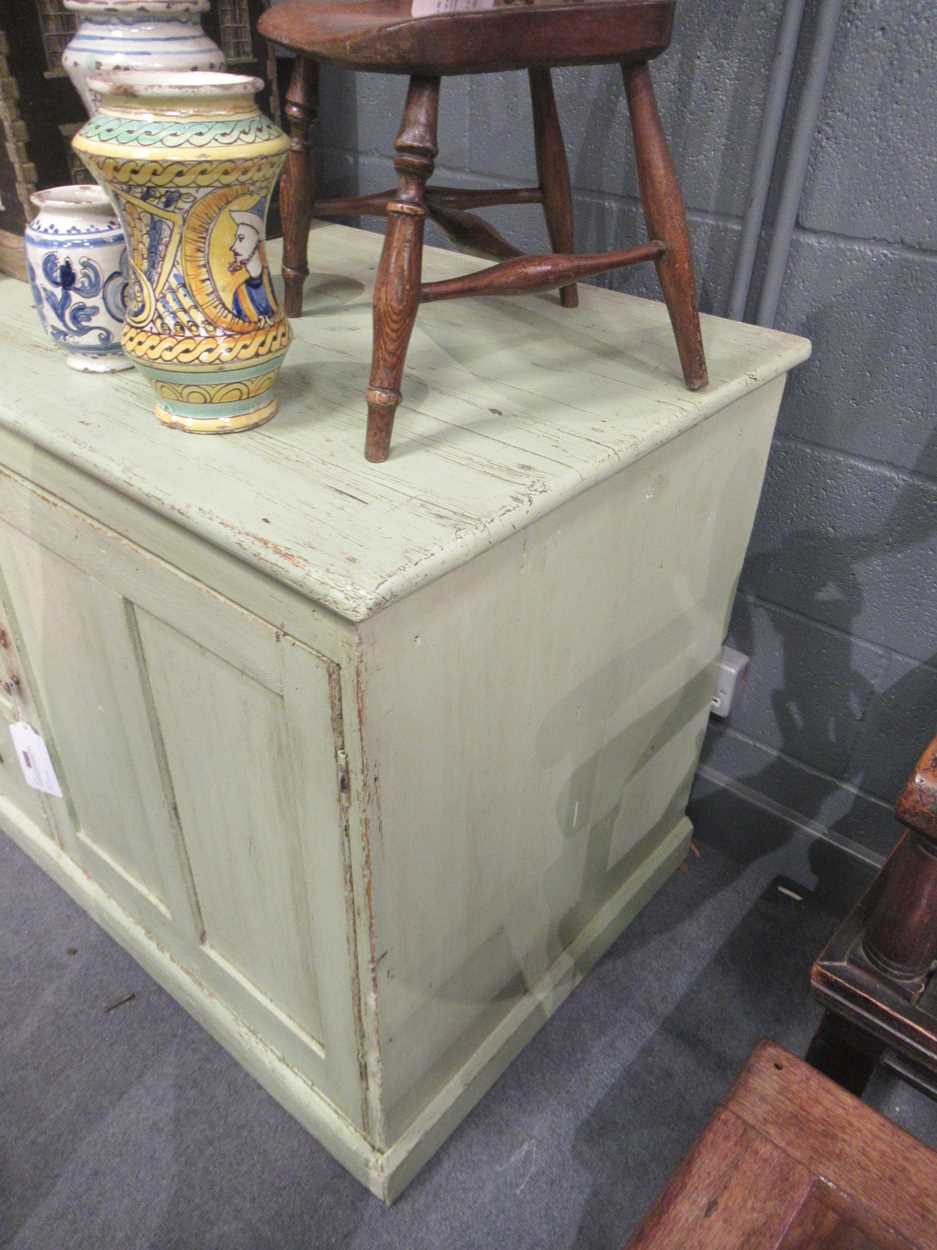 A late Victorian green painted pine kitchen dresser, - Bild 6 aus 13