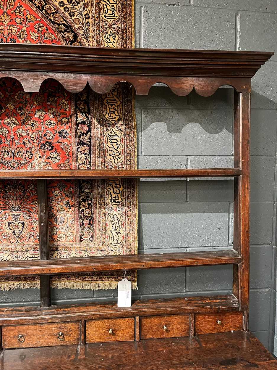 An oak dresser, 18th century, - Bild 4 aus 15