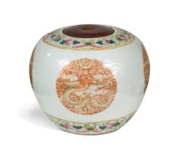 A Chinese porcelain dragon jar, Qing Dynasty, 19th century,