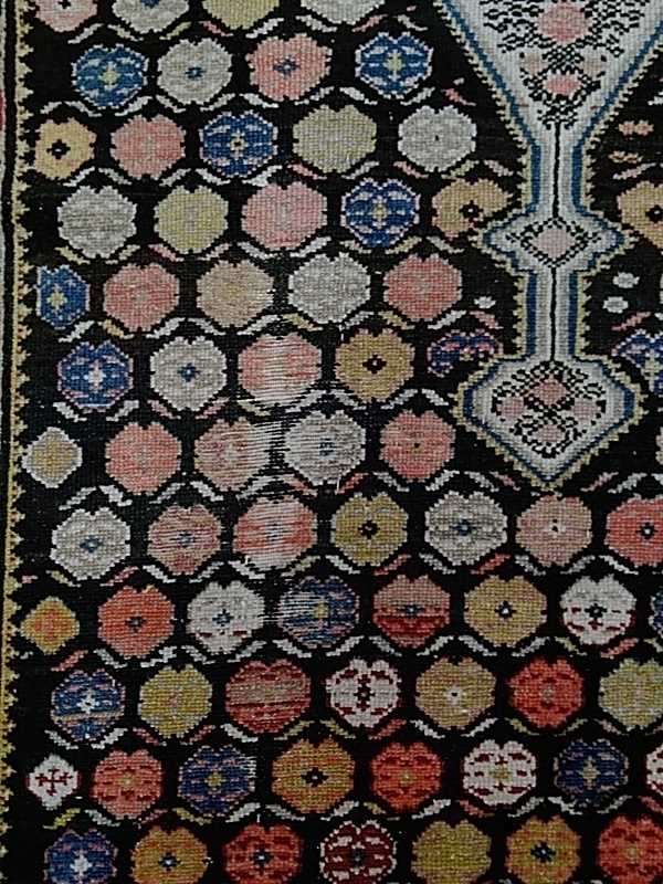 A Kurdish long rug, - Bild 2 aus 6