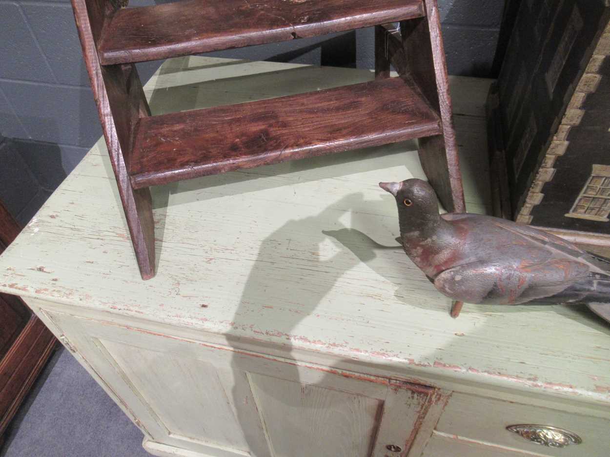 A late Victorian green painted pine kitchen dresser, - Bild 7 aus 13