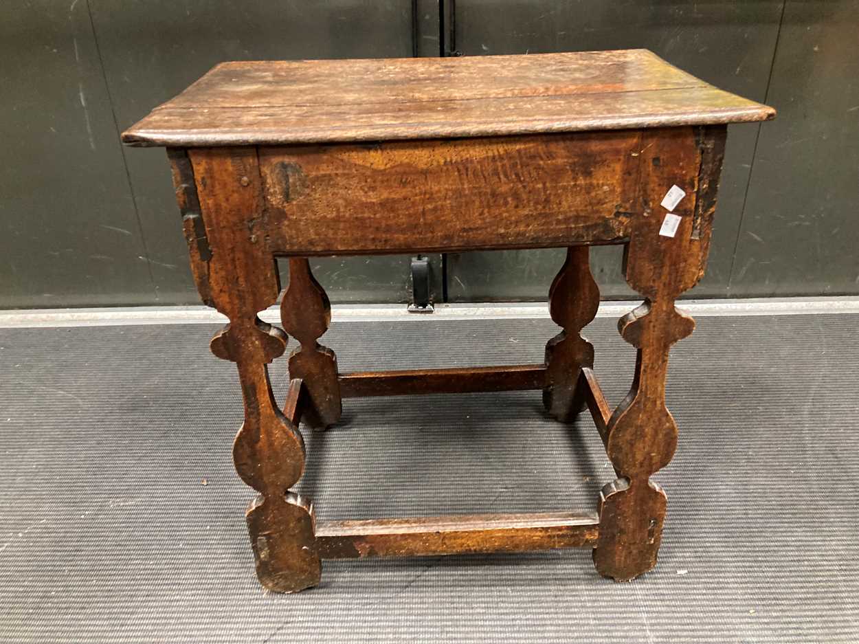 A small continental fruitwood side table, 18th century, - Bild 9 aus 10