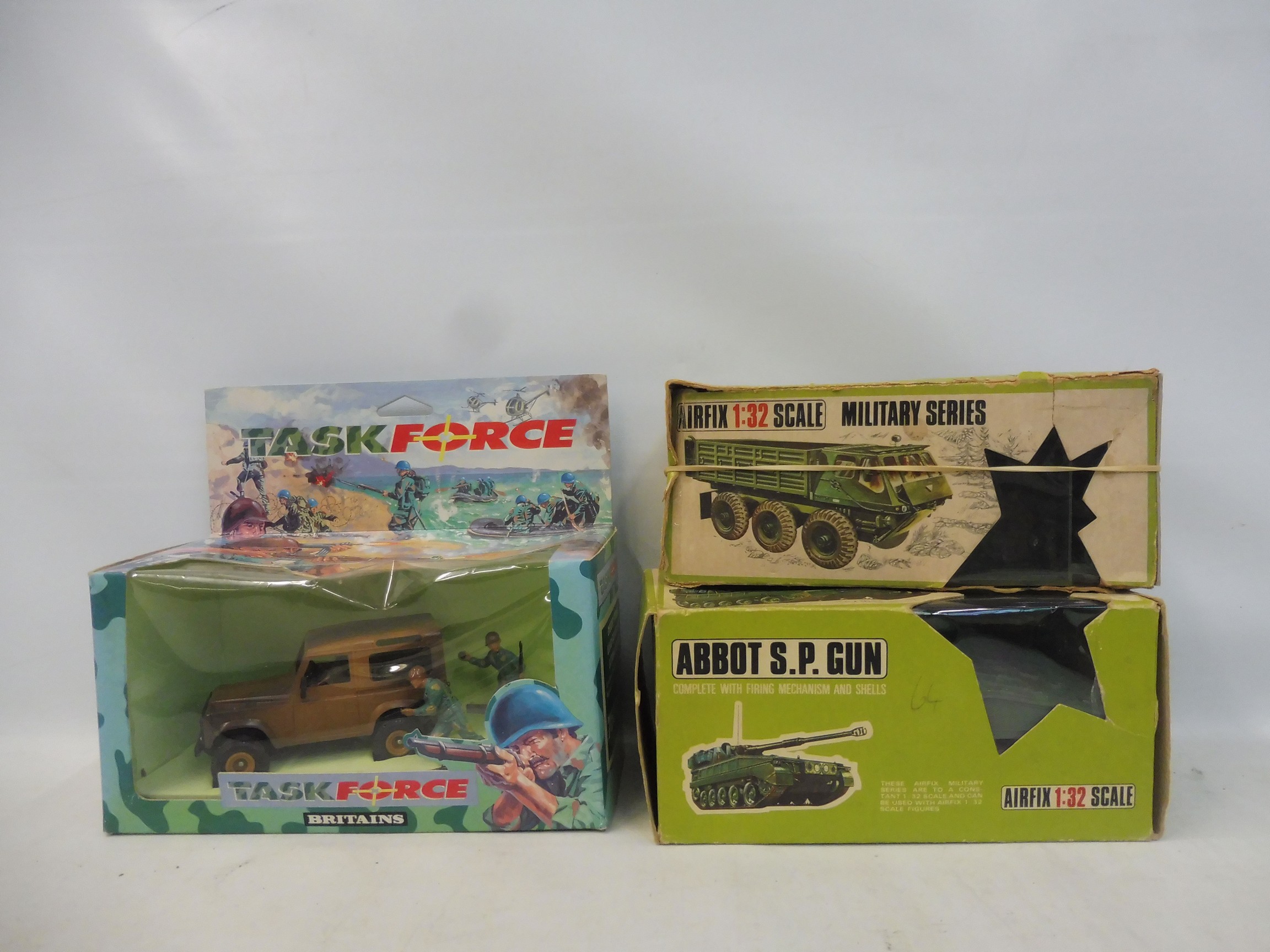 An Airfix circa 1970s 1/32 scale military series Abba SP gun and an Alvis Stalwart, a Britains