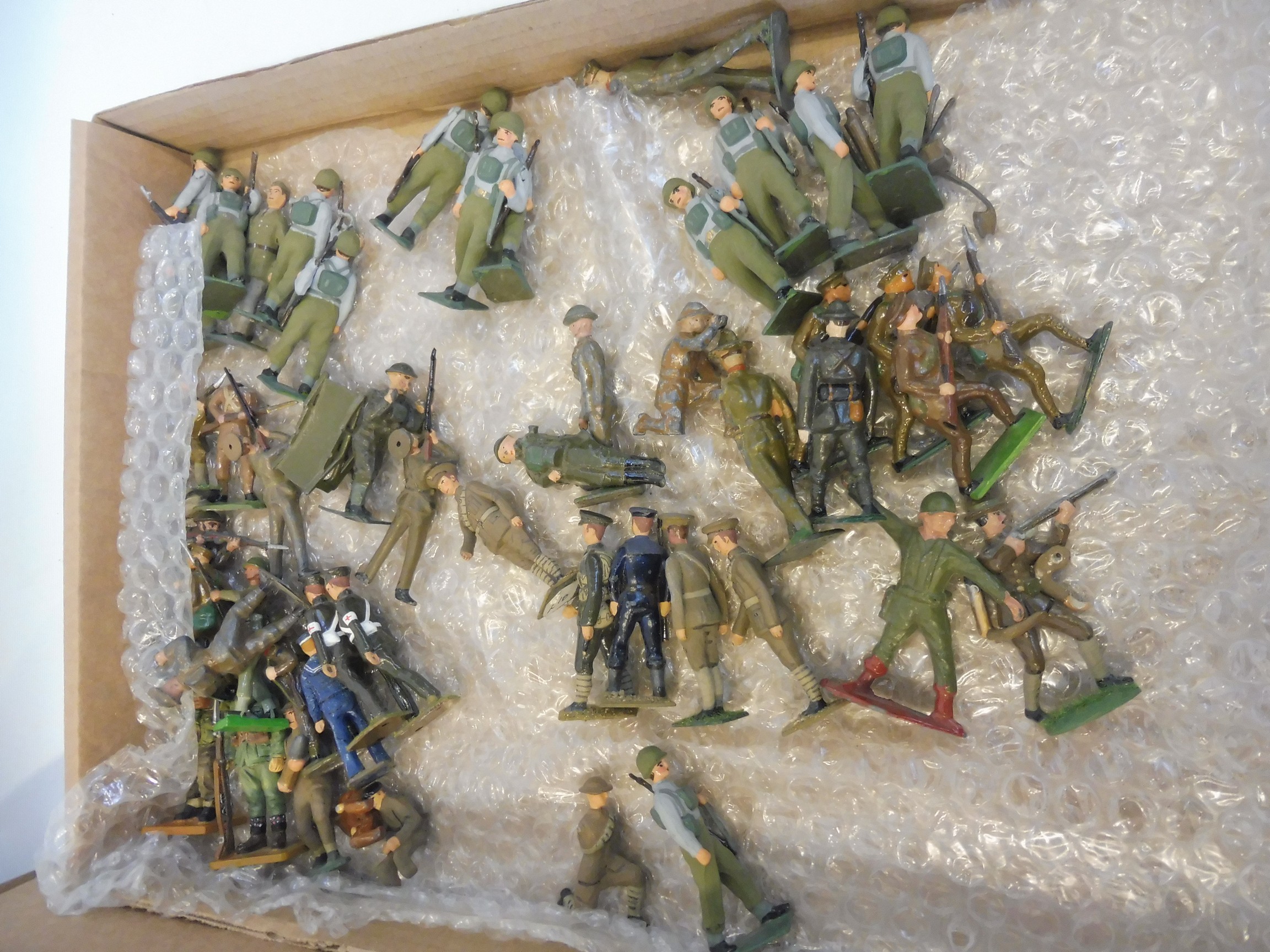 Three trays of mainly metal WWII era painted soldiers. - Image 2 of 4