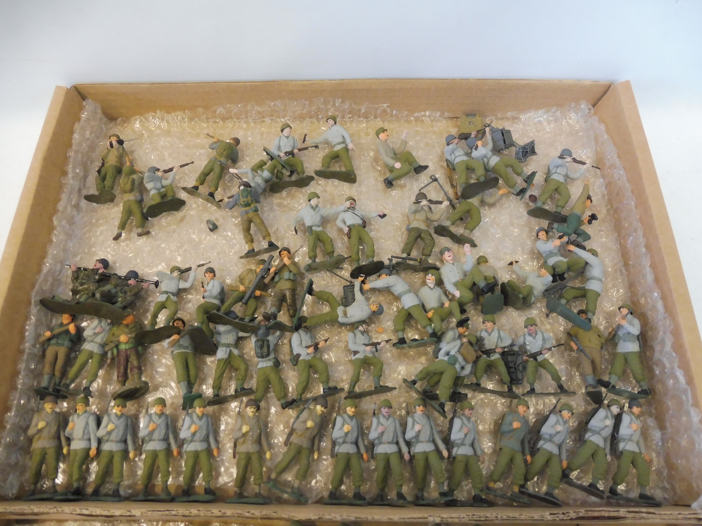 Two trays of WWII era Russian soldiers. - Image 2 of 2