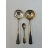 Two matching George III thread edge source ladles, London 1789 and 1791, both by Smith and Fearn;
