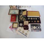 A selection of assorted coins to include a cased 1950 Royal Mint set, some early 20th Century