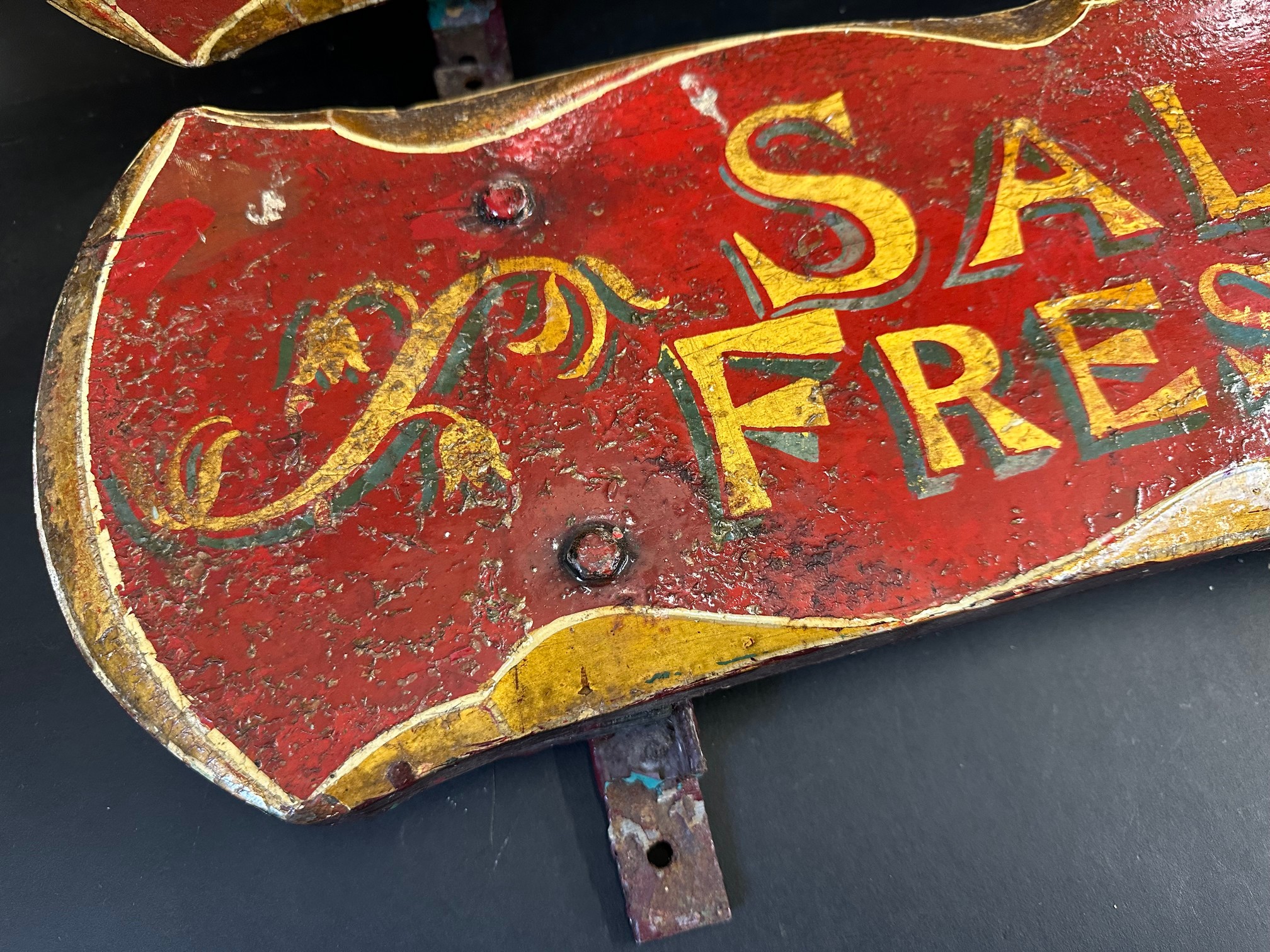 A pair of painted wooden delivery cart signs 'Salads Fresh Daily', 30 1/2 x 8". - Image 2 of 6