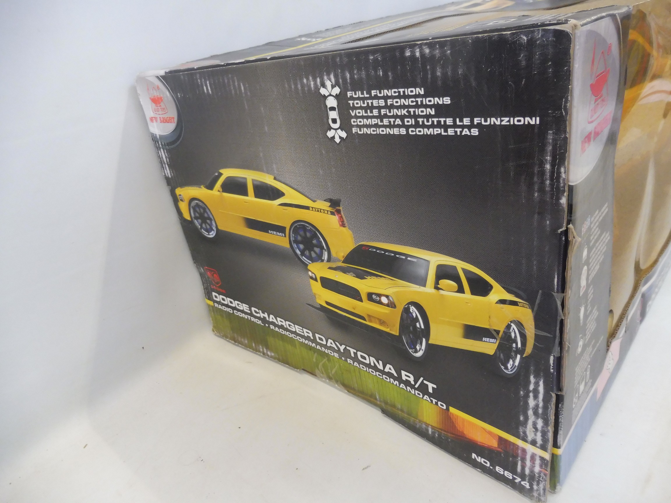 A large scale 1:6 scale radio controlled Dodge Charger Daytona. - Image 4 of 4