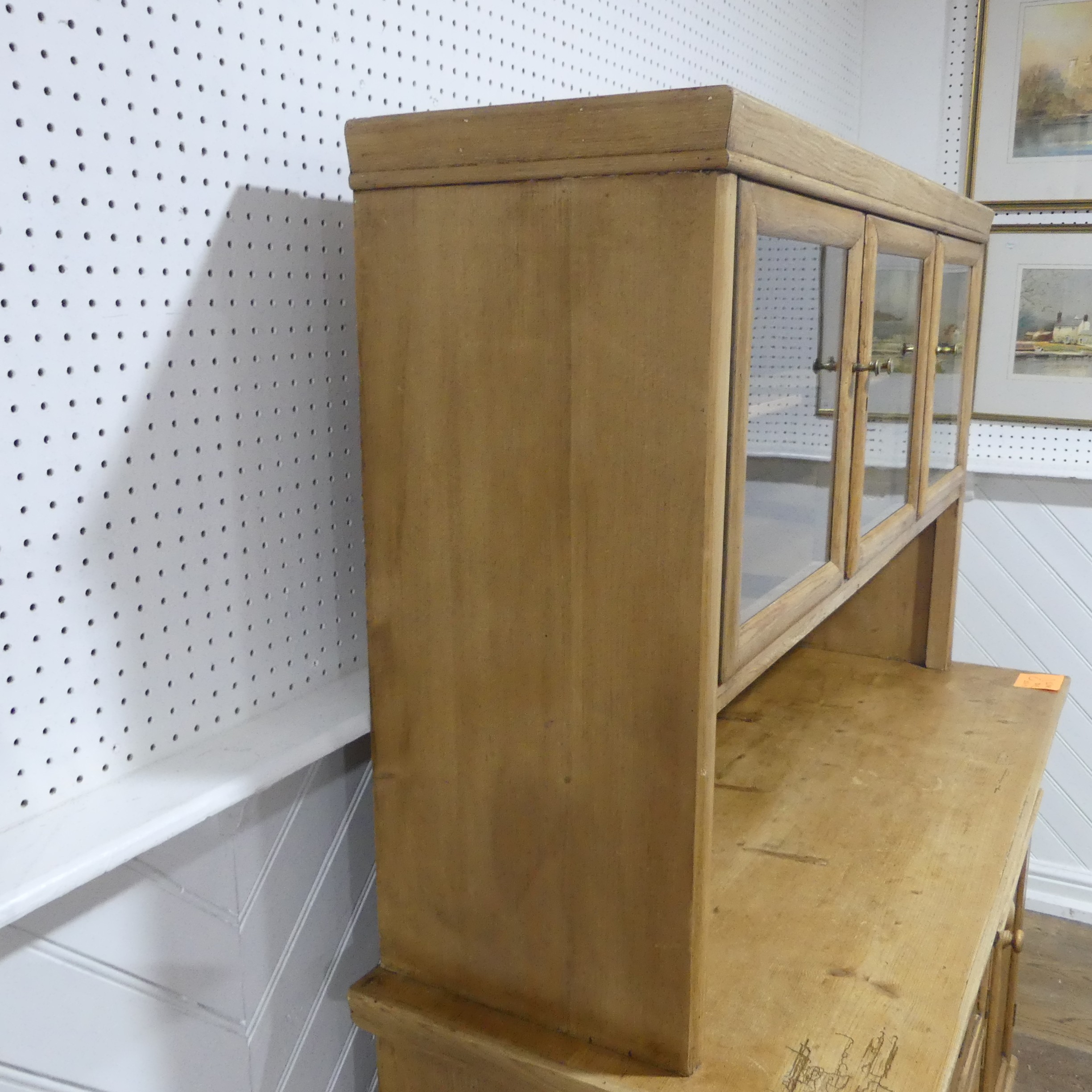 An Early 20thC glazed pine Dresser, with ceramic spice draws, W 137cm x H 173cm x D 55.5cm. - Bild 9 aus 12