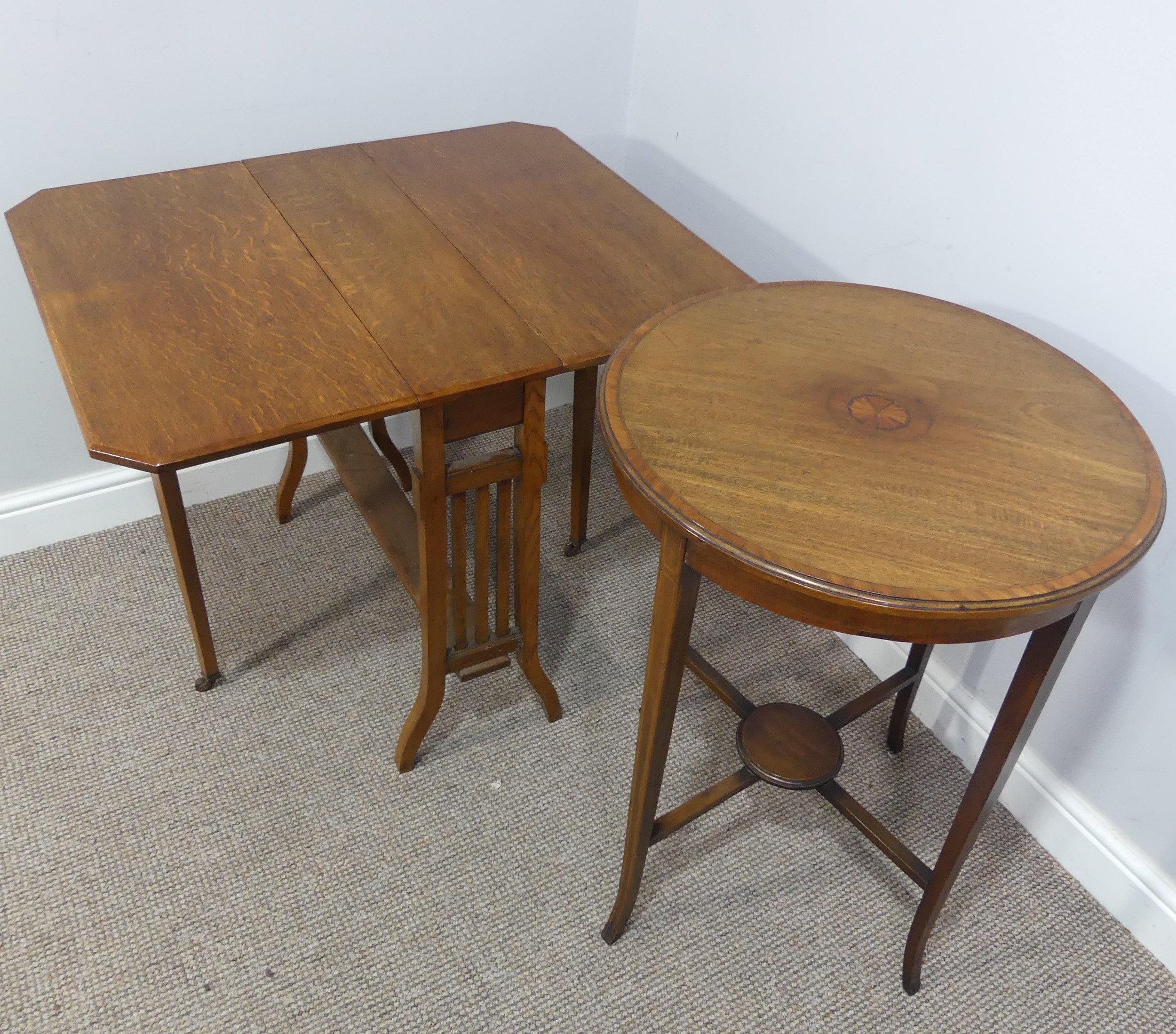 An Edwardian oak Sutherland table, with canted corners to the rectangular top mounted on square - Bild 2 aus 10