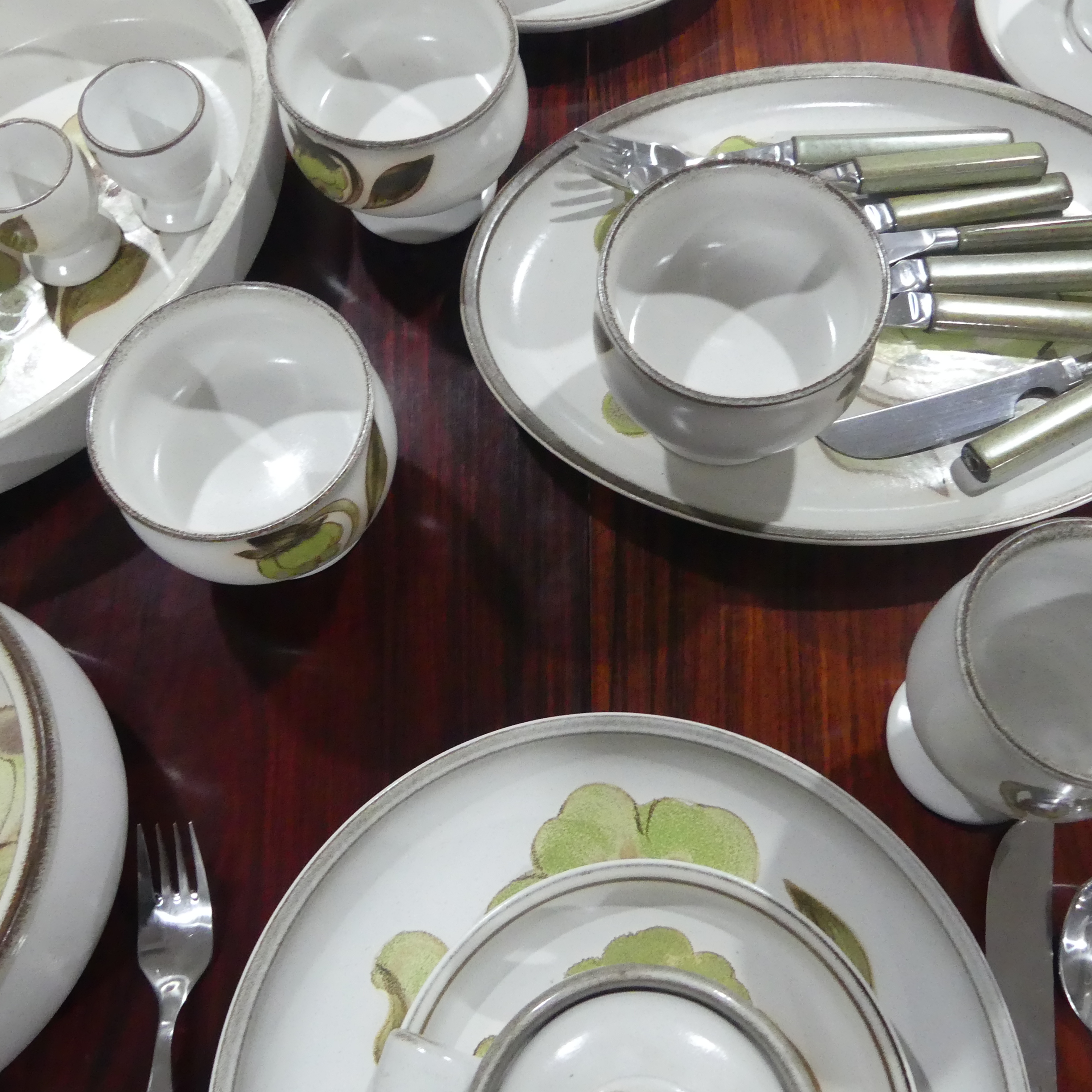 A Denby 'Trobadour' pattern Dinner and Tea Service, comprising eight Dinner Plates, eight Side - Image 7 of 12