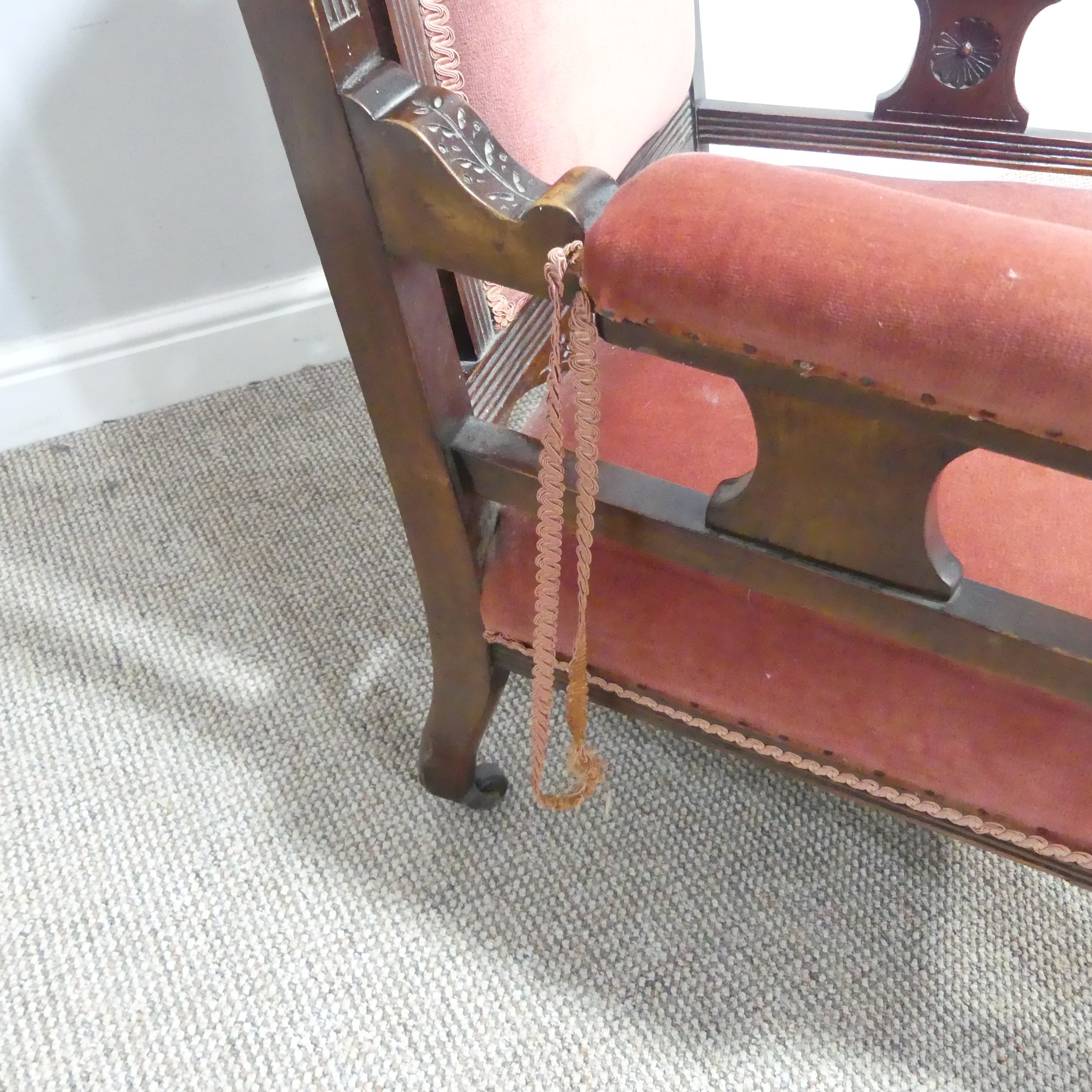 A Victorian upholstered mahogany open Armchair,W 70cm x H 95cm x D 65cm. - Bild 5 aus 7