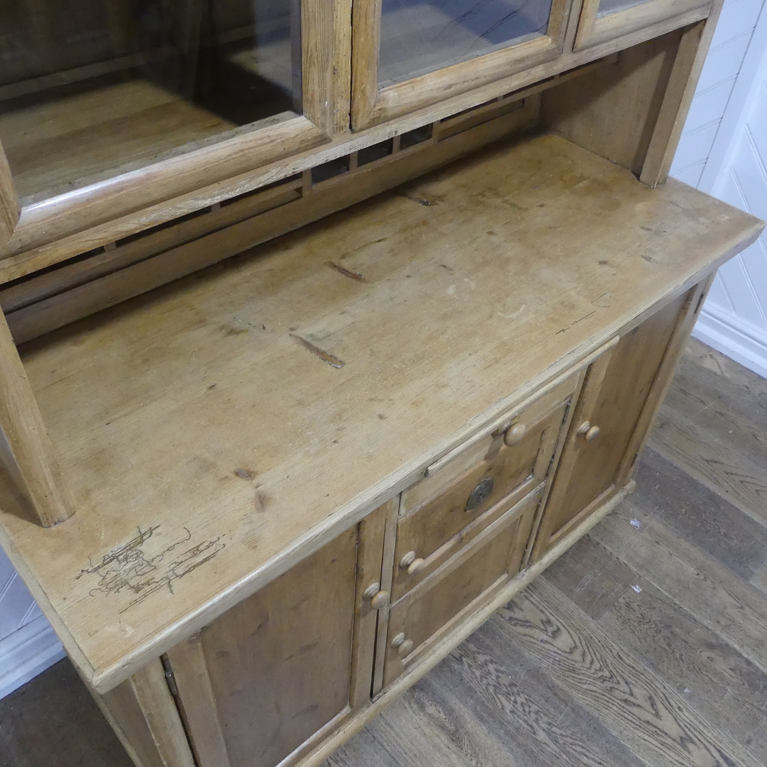 An Early 20thC glazed pine Dresser, with ceramic spice draws, W 137cm x H 173cm x D 55.5cm. - Bild 4 aus 12