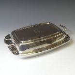 A George VI silver Entree Dish, by Stower & Wragg Ltd., hallmarked Sheffield, 1943, of rounded