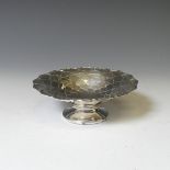 An Elizabeth II silver Bon Bon Dish, by Mappin & Webb Ltd., hallmarked Sheffield, 1955, of