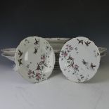 A 20thC Chinoiserie pattern Dessert Service, comprising two Comportes, four Dishes, and twelve