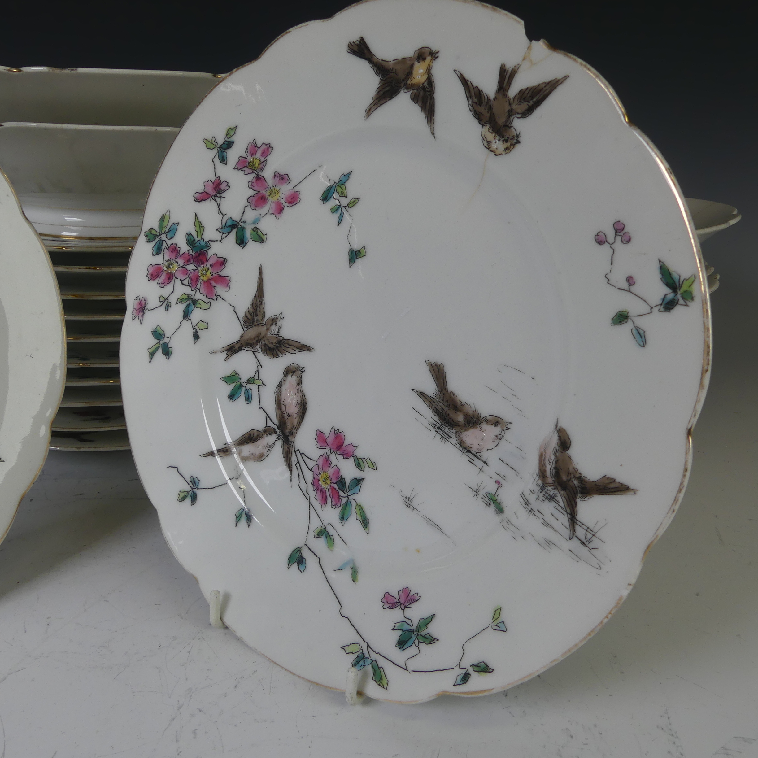 A 20thC Chinoiserie pattern Dessert Service, comprising two Comportes, four Dishes, and twelve - Bild 2 aus 17